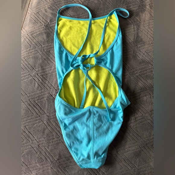 Sporti size 30 tie back swimsuit - Picture 2 of 3